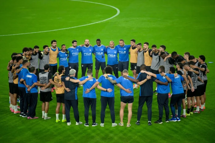 صورة للاعبي الزمالك فى ختام استعدادات الفريق لمواجهة بيراميدز بنصف نهائى كأس السوبر المصري.