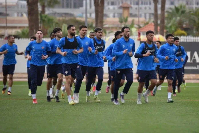 تدريبات فريق سيراميكا كليوباترا قبل مواجهة الأهلي في الدوري المصري.