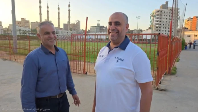الخبير الاقتصادي أسامة فاروق رفقة الدكتور محمد صلاح عضوي مجلس إدارة المنصورة.