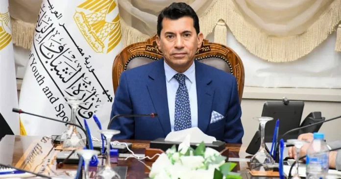 الدكتور أشرف صيحي وزير الشباب والرياضة السابق.